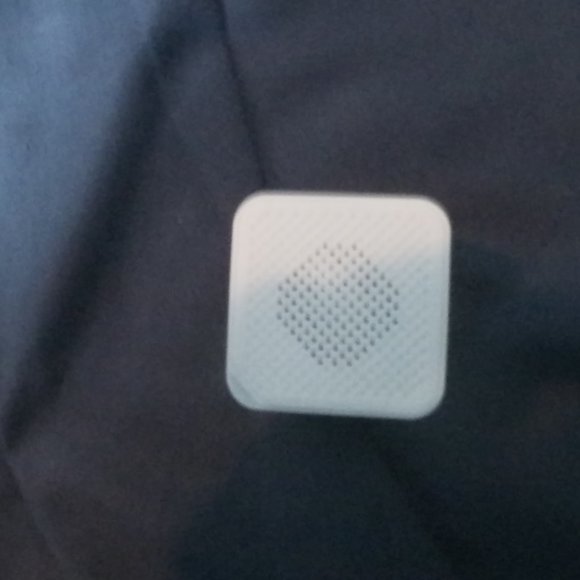 Portable Rechargeable Speaker USB/TF Stereo - Picture 4 of 6